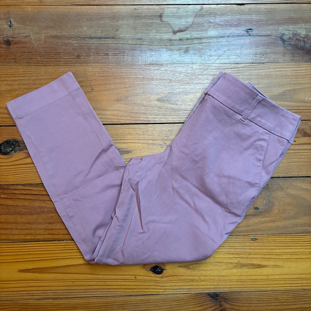 LOFT Modern Skinny Ankle Pants in Mauve, EUC, 10